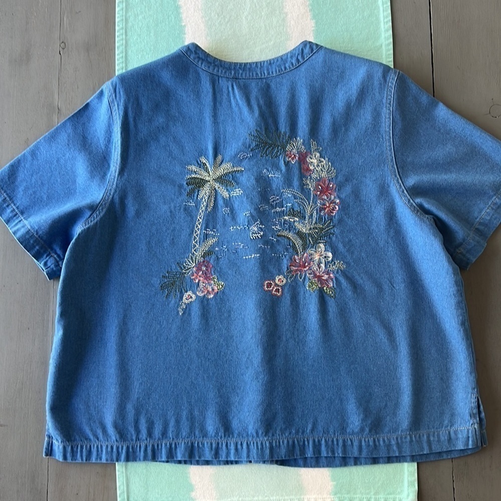 Vintage Koret City Blues Chambray Embroidered Beaded Palm Tree Button Down Top - Picture 6 of 11